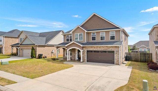 112 Legacy Ct, Warner Robins, GA 31088