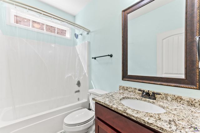 112 Legacy Ct, Warner Robins, GA 31088