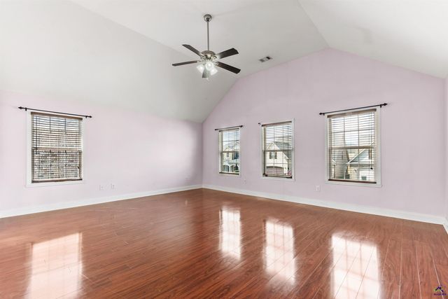 112 Legacy Ct, Warner Robins, GA 31088