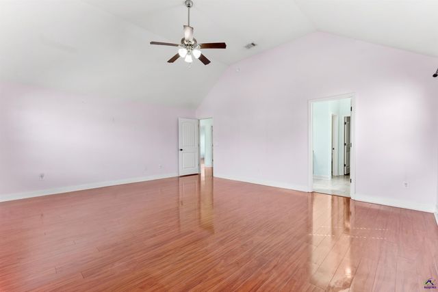 112 Legacy Ct, Warner Robins, GA 31088