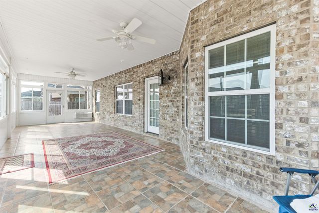 112 Legacy Ct, Warner Robins, GA 31088