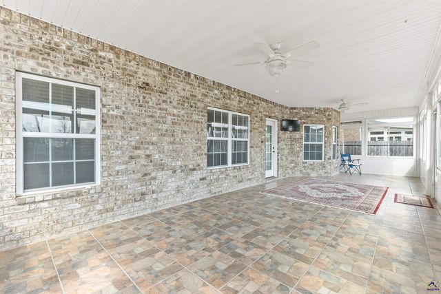 112 Legacy Ct, Warner Robins, GA 31088