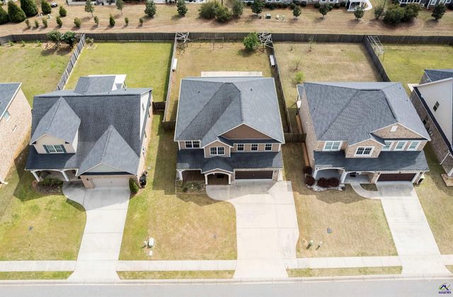 112 Legacy Ct, Warner Robins, GA 31088