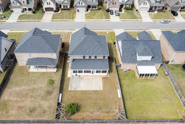 112 Legacy Ct, Warner Robins, GA 31088