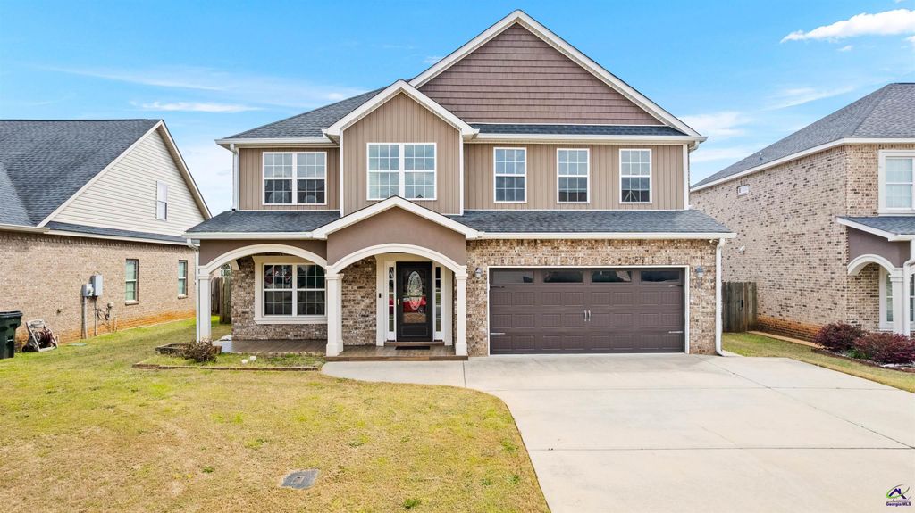 112 Legacy Ct, Warner Robins, GA 31088