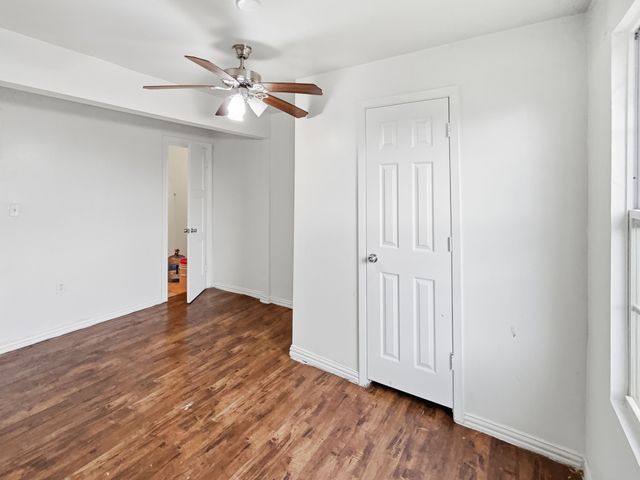 3000 Avenue M, Fort Worth, TX 76105