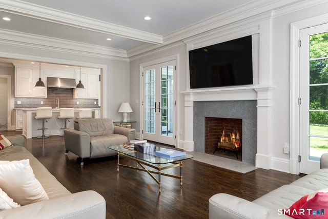 16 Annjim Drive, Greenwich, CT 06830