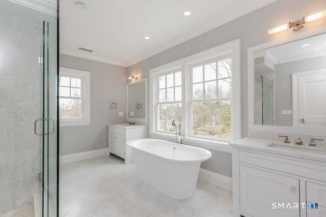 16 Annjim Drive, Greenwich, CT 06830