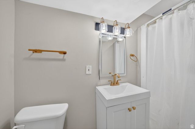 7228 N CLOVER LEAF LN, Eagle Mountain, UT 84005