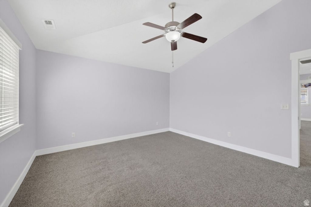 Image 24 of property listing at 7228 N CLOVER LEAF LN, Eagle Mountain, UT 84005