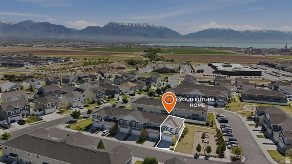 Image 10 of property listing at 7228 N CLOVER LEAF LN, Eagle Mountain, UT 84005