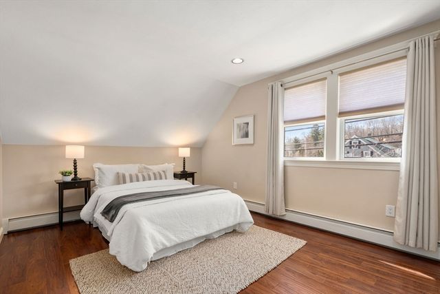 67 Lynnfield St, Lynn, MA 01904