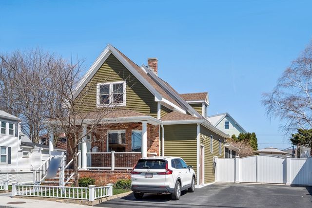 67 Lynnfield St, Lynn, MA 01904