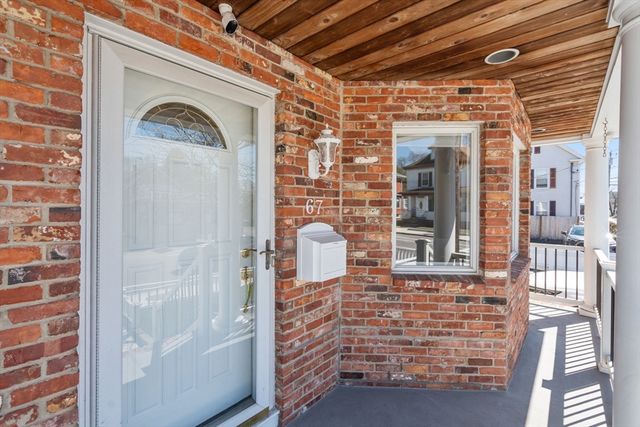 67 Lynnfield St, Lynn, MA 01904