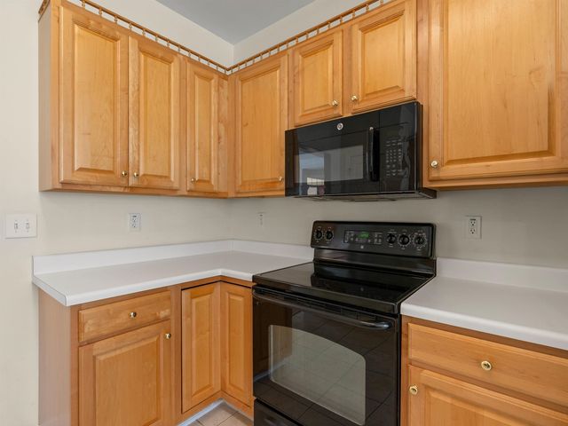 8 Wild Thorn Lane, Greenville, SC 29615