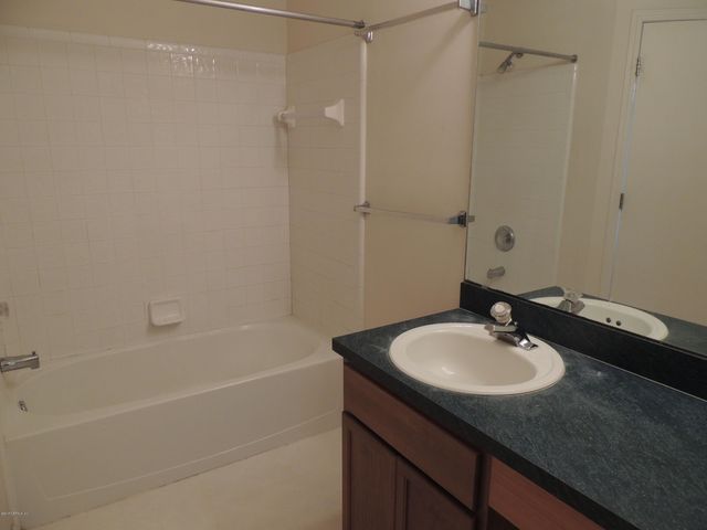 12652 ASHMORE GREEN Drive E, Jacksonville, FL 32246