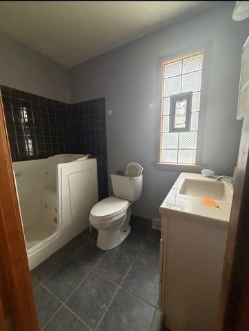 12535 Elm Street, Blue Island, IL 60406