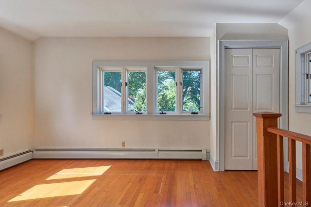 79 S Parsonage Street, Rhinebeck, NY 12572
