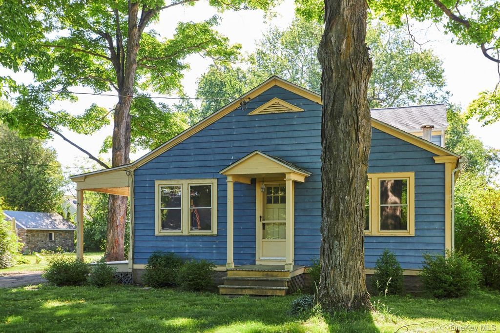 79 S Parsonage Street, Rhinebeck, NY 12572