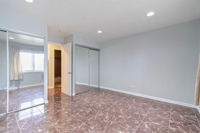 575 Heritage Drive 206, Schaumburg, IL 60169