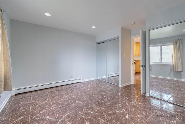 575 Heritage Drive 206, Schaumburg, IL 60169