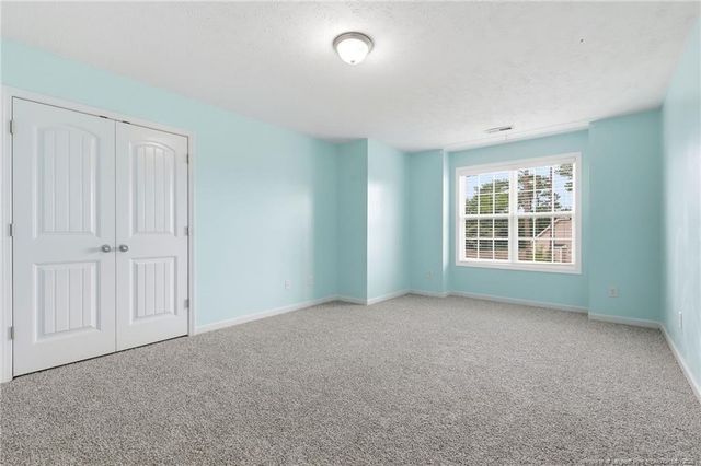 5820 Crepe Myrtle Drive, Hope Mills, NC 28348