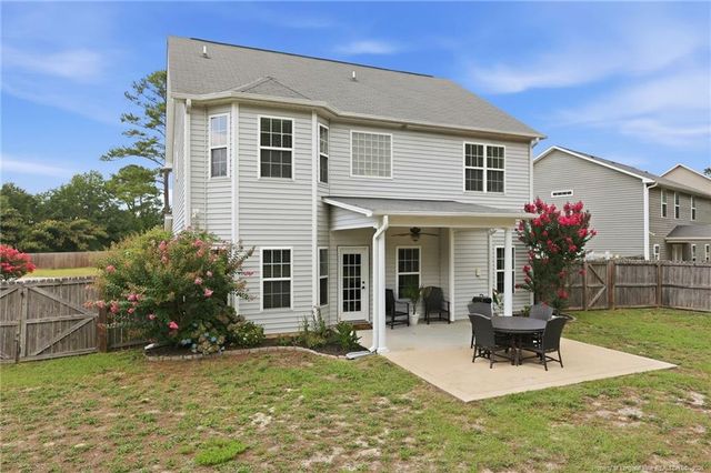 5820 Crepe Myrtle Drive, Hope Mills, NC 28348