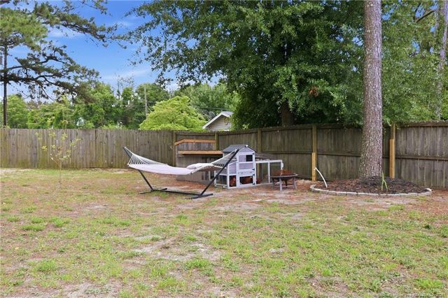 5820 Crepe Myrtle Drive, Hope Mills, NC 28348