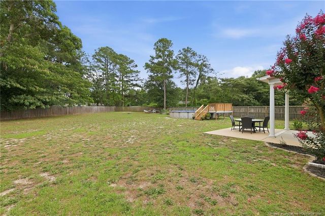 5820 Crepe Myrtle Drive, Hope Mills, NC 28348