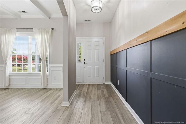 5820 Crepe Myrtle Drive, Hope Mills, NC 28348