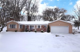 4075 Townview Drive, Flint Charter Township, MI 48532
