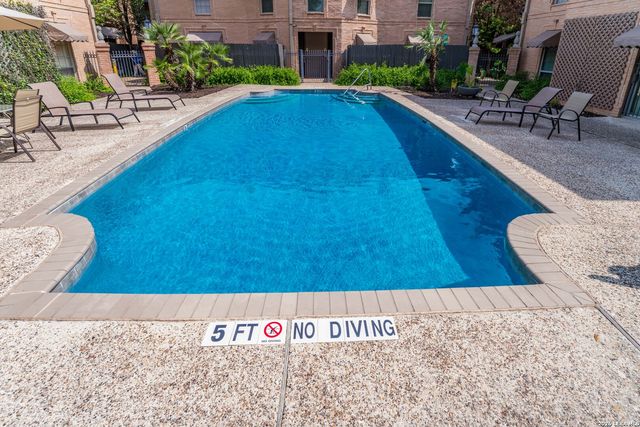 7707 Broadway Apt 26A, San Antonio, TX 78209