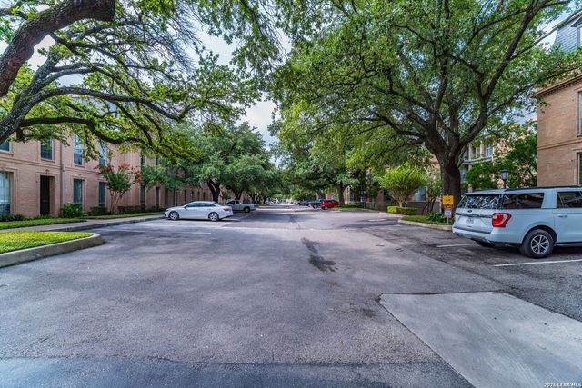 7707 Broadway Apt 26A, San Antonio, TX 78209
