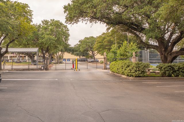 7707 Broadway Apt 26A, San Antonio, TX 78209