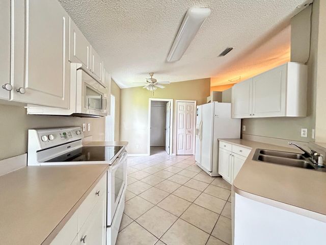 4760 Manchester Drive, Rockledge, FL 32955