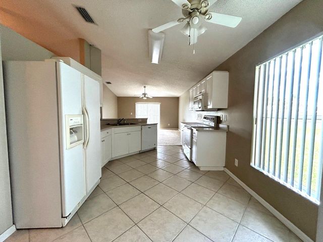 4760 Manchester Drive, Rockledge, FL 32955