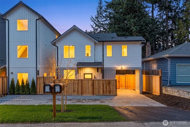 11013 Goodwin Way NE, Seattle, WA 98125