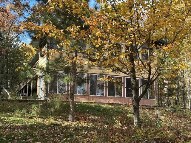 1926 Deer Trail, Spooner, WI 54801