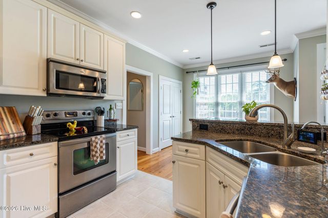 17 Jenn Road, Burgaw, NC 28425