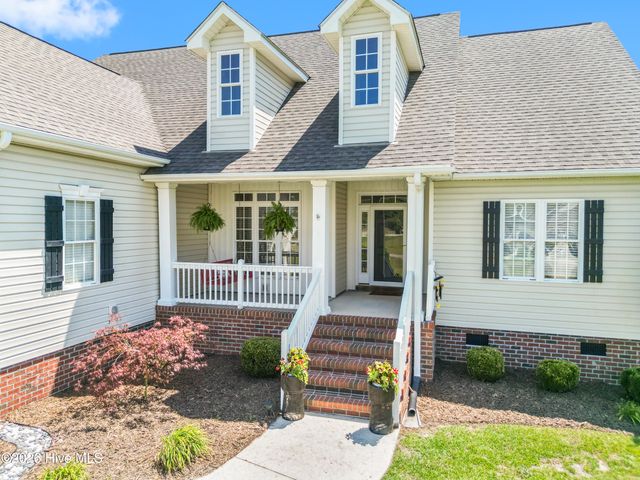 17 Jenn Road, Burgaw, NC 28425