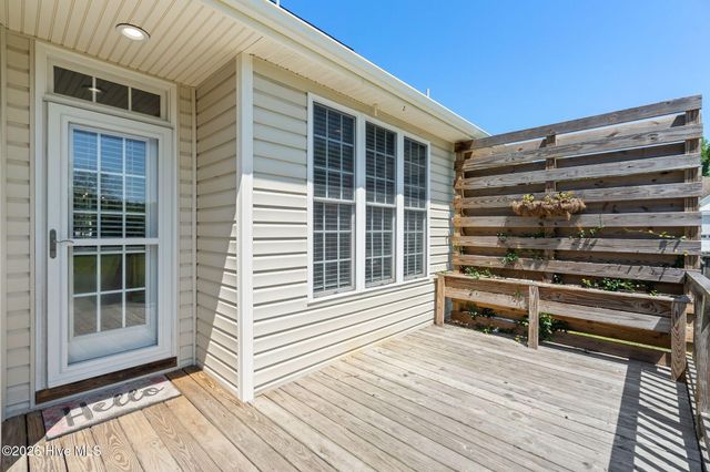 17 Jenn Road, Burgaw, NC 28425