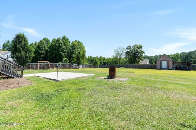 17 Jenn Road, Burgaw, NC 28425