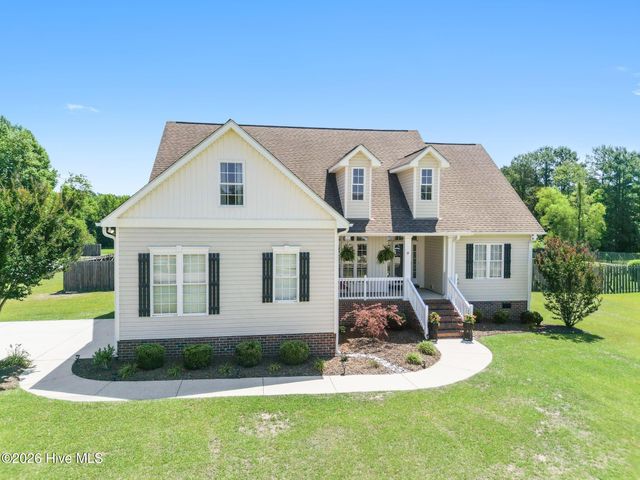 17 Jenn Road, Burgaw, NC 28425