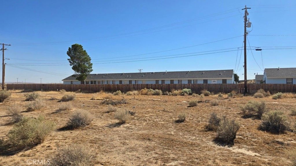 Image 21 of property listing at 0 Claymine Rd, North Edwards, CA 93523