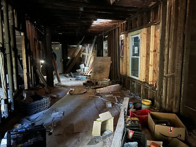 11935 S Perry Avenue, Chicago, IL 60628