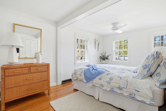 34 Winter St, Duxbury, MA 02332