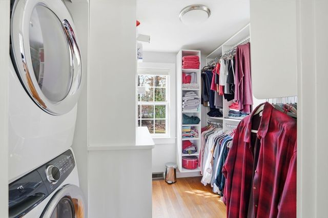 34 Winter St, Duxbury, MA 02332