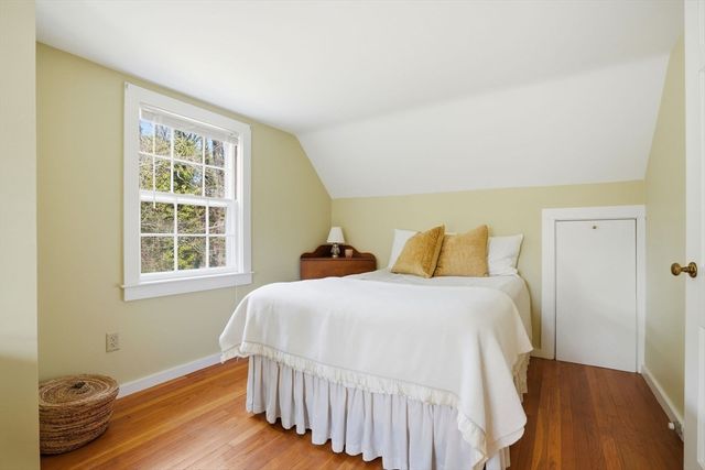 34 Winter St, Duxbury, MA 02332