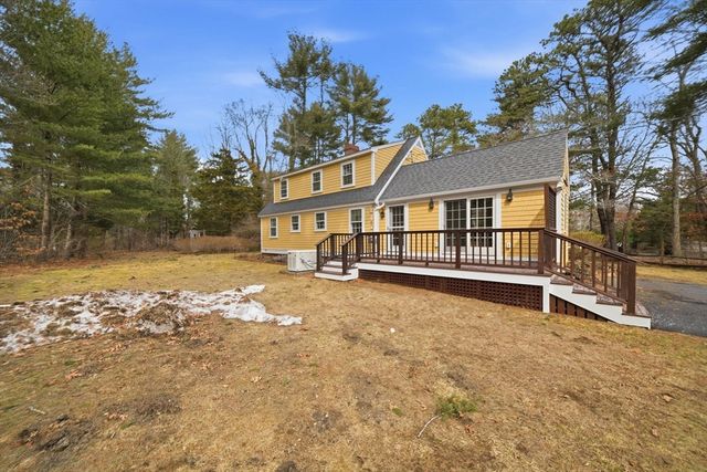 34 Winter St, Duxbury, MA 02332