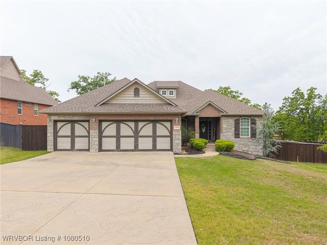 6914 Woodhaven Circle, Fort Smith, AR 72916
